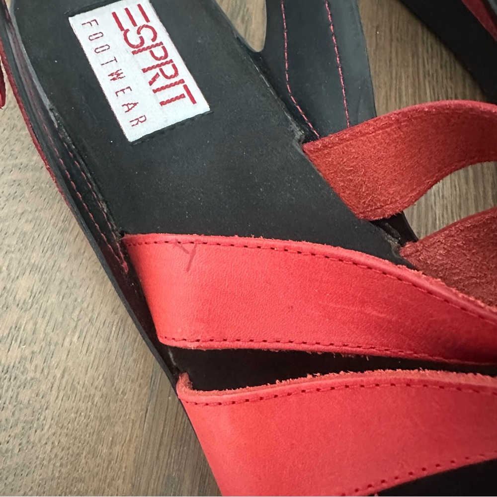 Brand New Esprit Vintage Strappy Leather Slingback Platform Sandal Red Black 10 - Picture 6 of 9